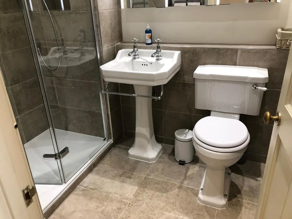 Lauras Townhouse Apartments Lansdown Slope Townhouse Bath 0*,