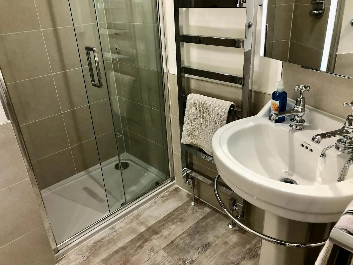 Lauras Townhouse Apartments Lansdown Slope Townhouse Bath