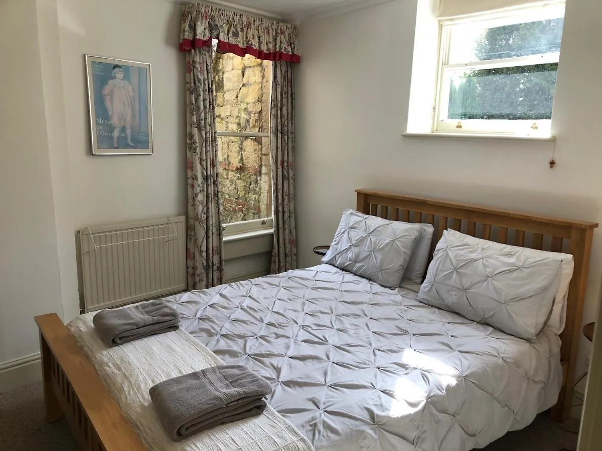 Lauras Townhouse Apartments Lansdown Slope Townhouse Bath